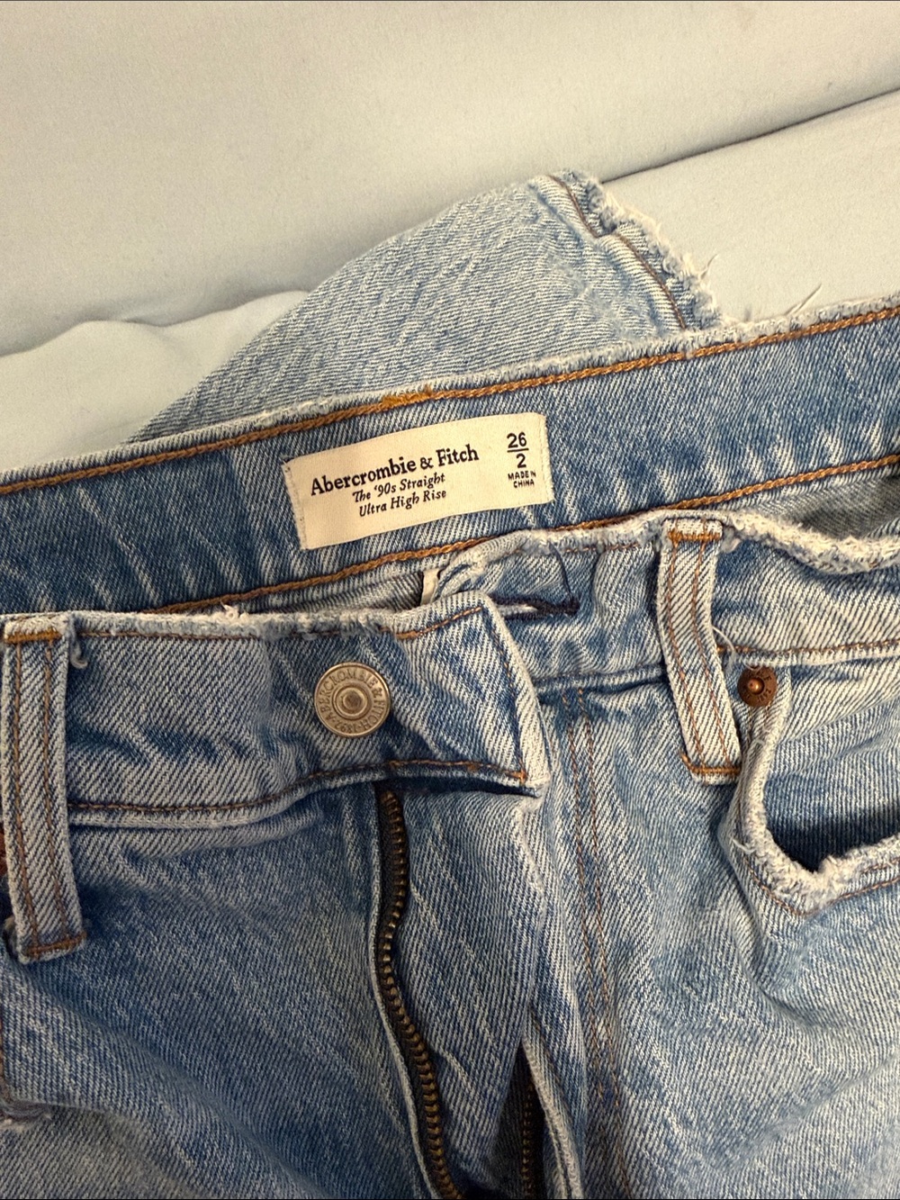 Abercrombie & Fitch Light Wash High-Rise Straight Jeans - Women